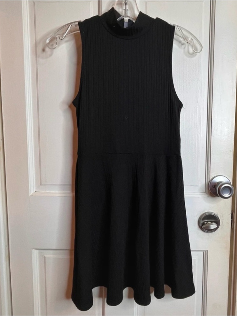 Prince & Fox Black Ribbed Sleeveless A-Line Dress
